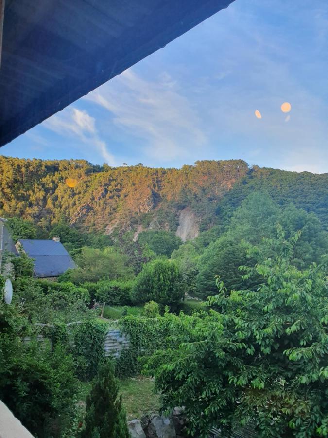 Le Bon Laboureur Hotel Saint-Léonard-des-Bois Eksteriør billede